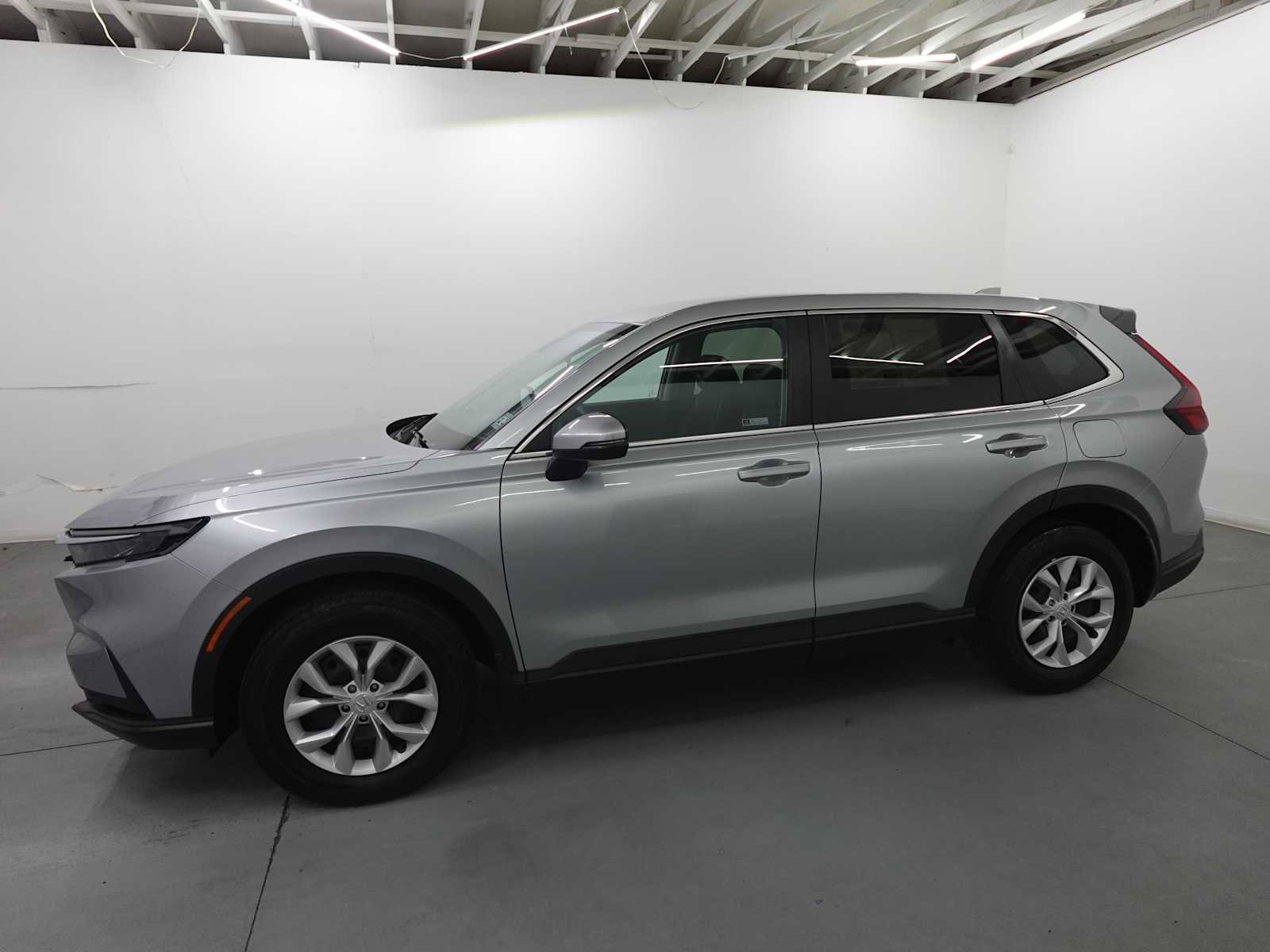 Used 2024 Honda CR-V LX image 8