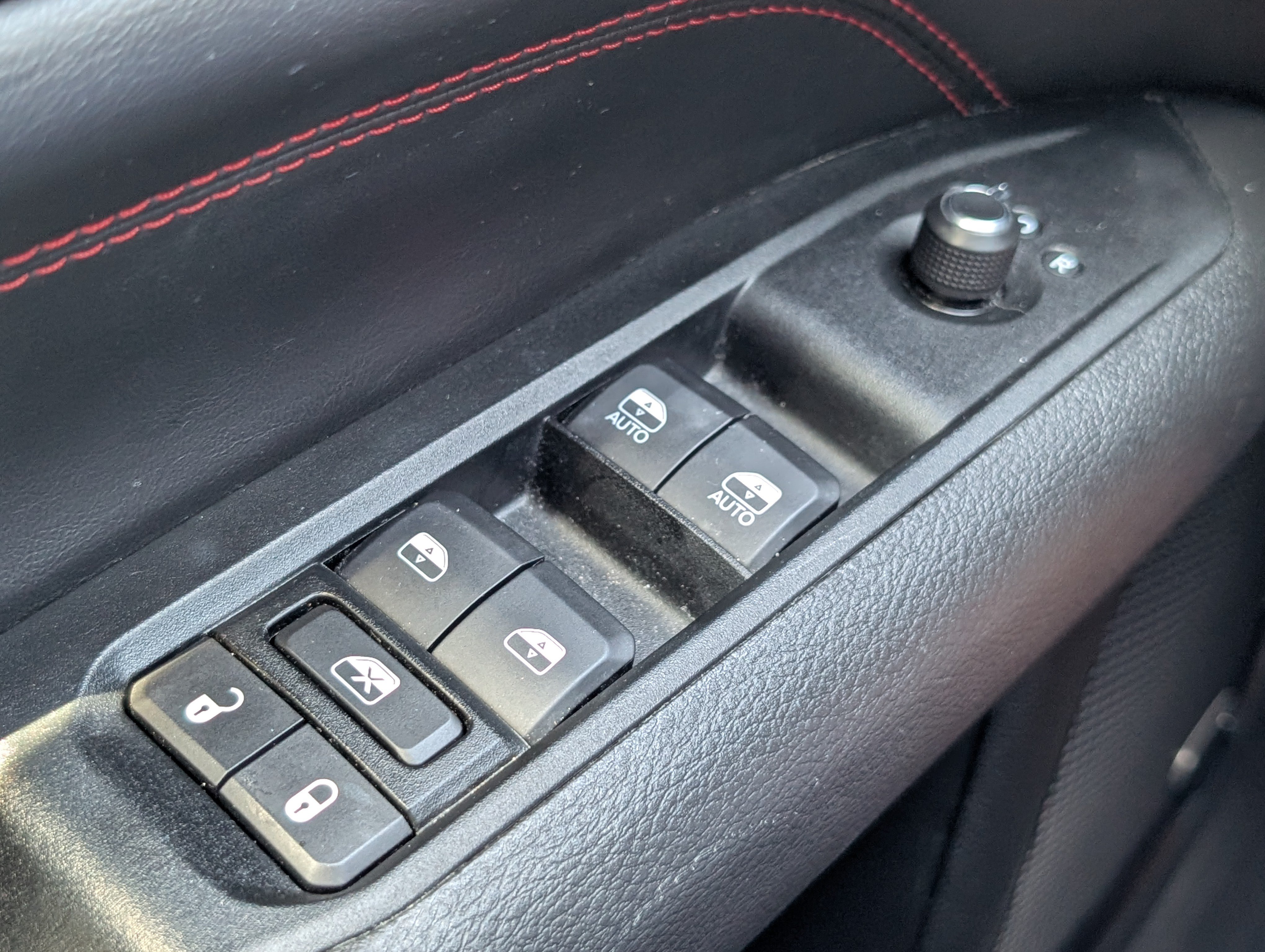 Used 2022 Jeep Compass Trailhawk w/ Sun and Sound Group AWD/4WD image 20