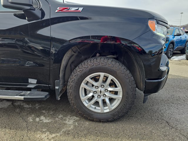 Used 2025 Chevrolet Silverado 1500 RST w/ Z71 Off-Road Package image 2