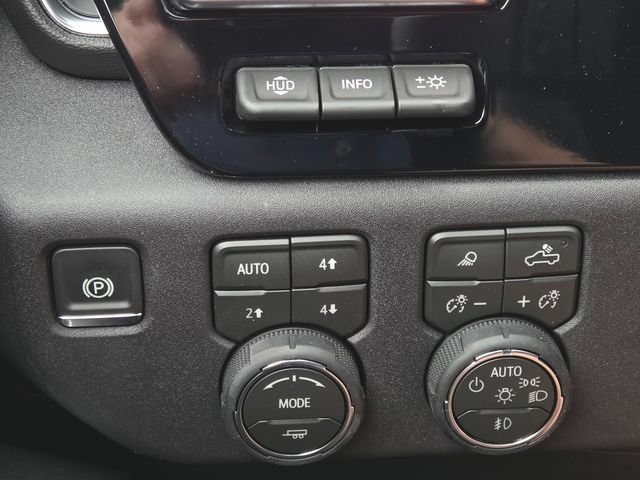 New 2026 Chevrolet Silverado 1500 High Country AWD/4WD image 14
