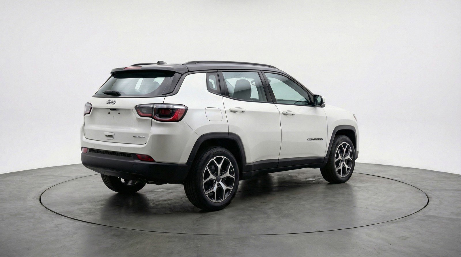 Used 2025 Jeep Compass Limited image 9