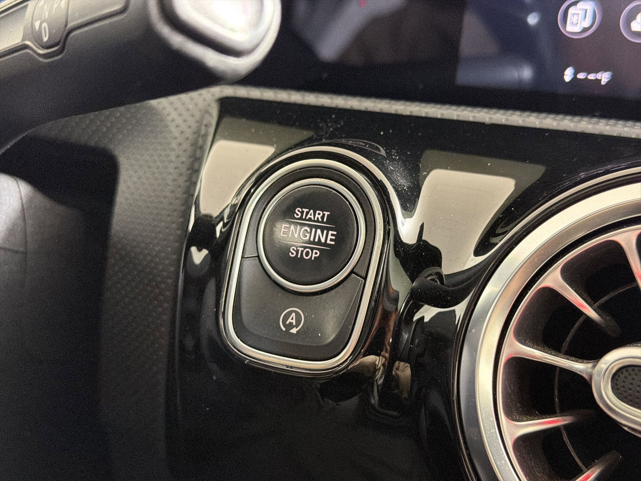 Certified 2021 Mercedes-Benz CLA 250 4MATIC image 26