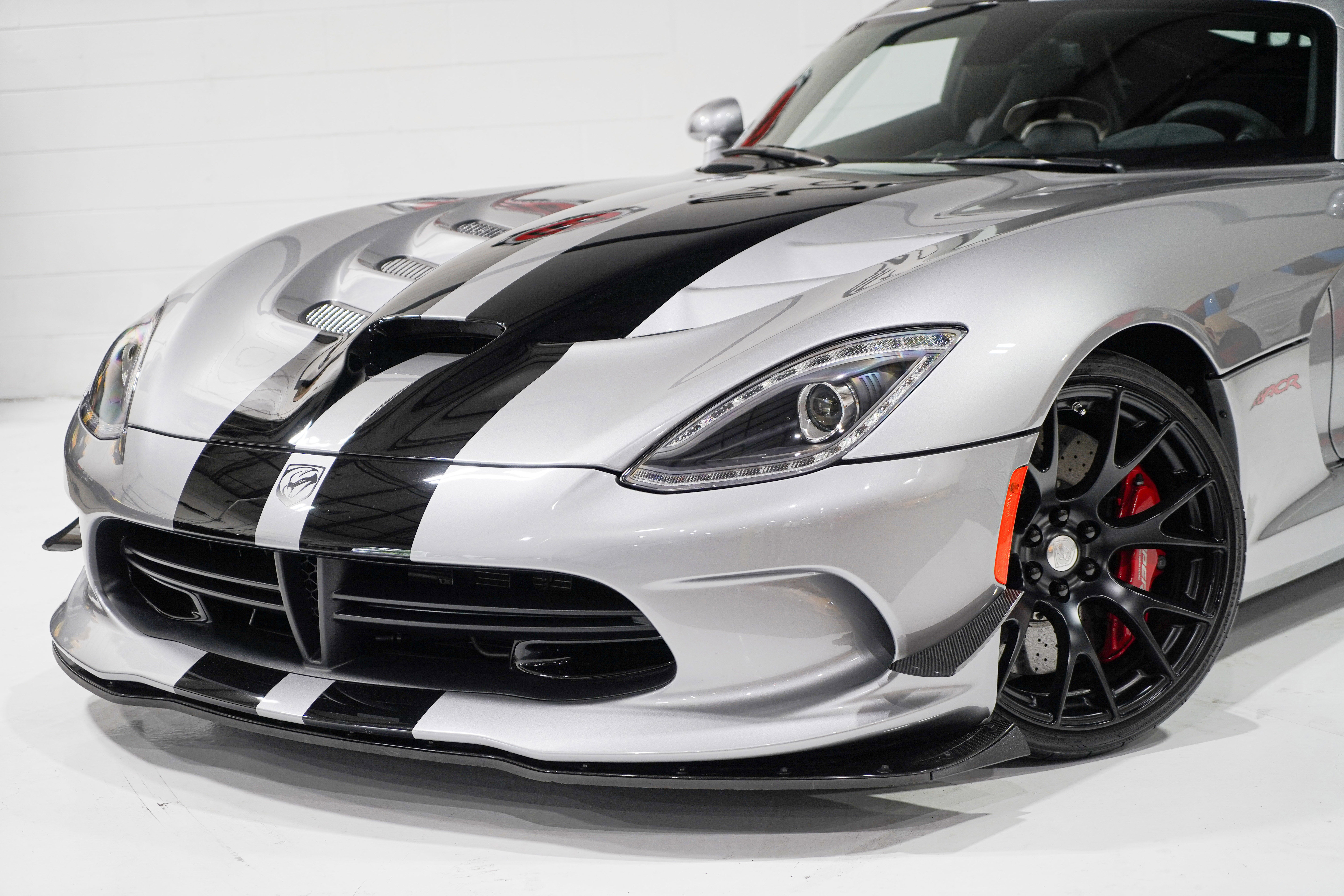 Used 2016 Dodge Viper ACR RWD image 31