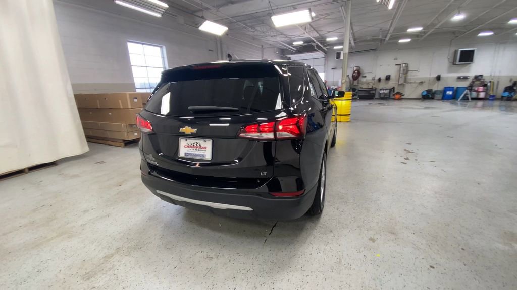 Certified 2024 Chevrolet Equinox LT FWD image 11