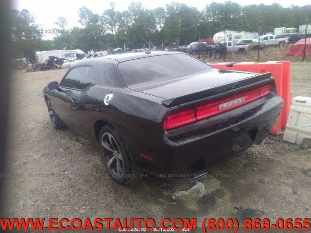 Used 2014 Dodge Challenger R/T Plus RWD image 4
