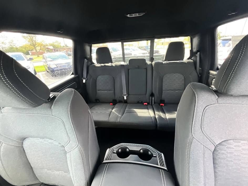 New 2026 RAM 1500 Big Horn w/ Night Edition AWD/4WD image 33