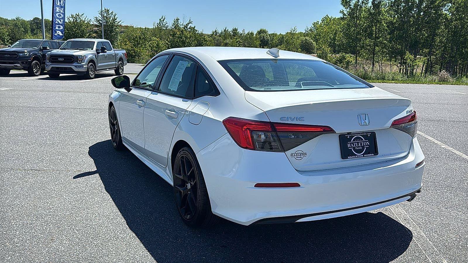 Used 2024 Honda Civic Sport image 9