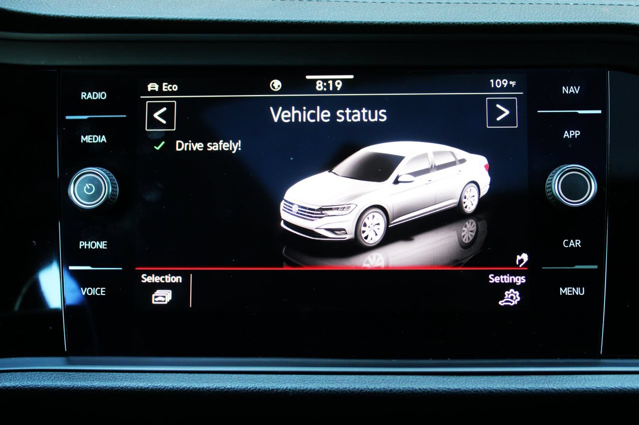 Used 2022 Volkswagen Jetta SEL FWD image 17
