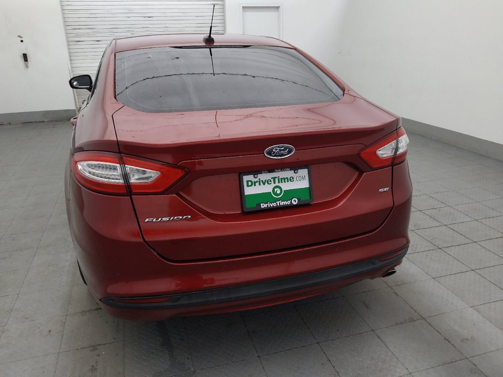 Used 2016 Ford Fusion SE FWD image 6