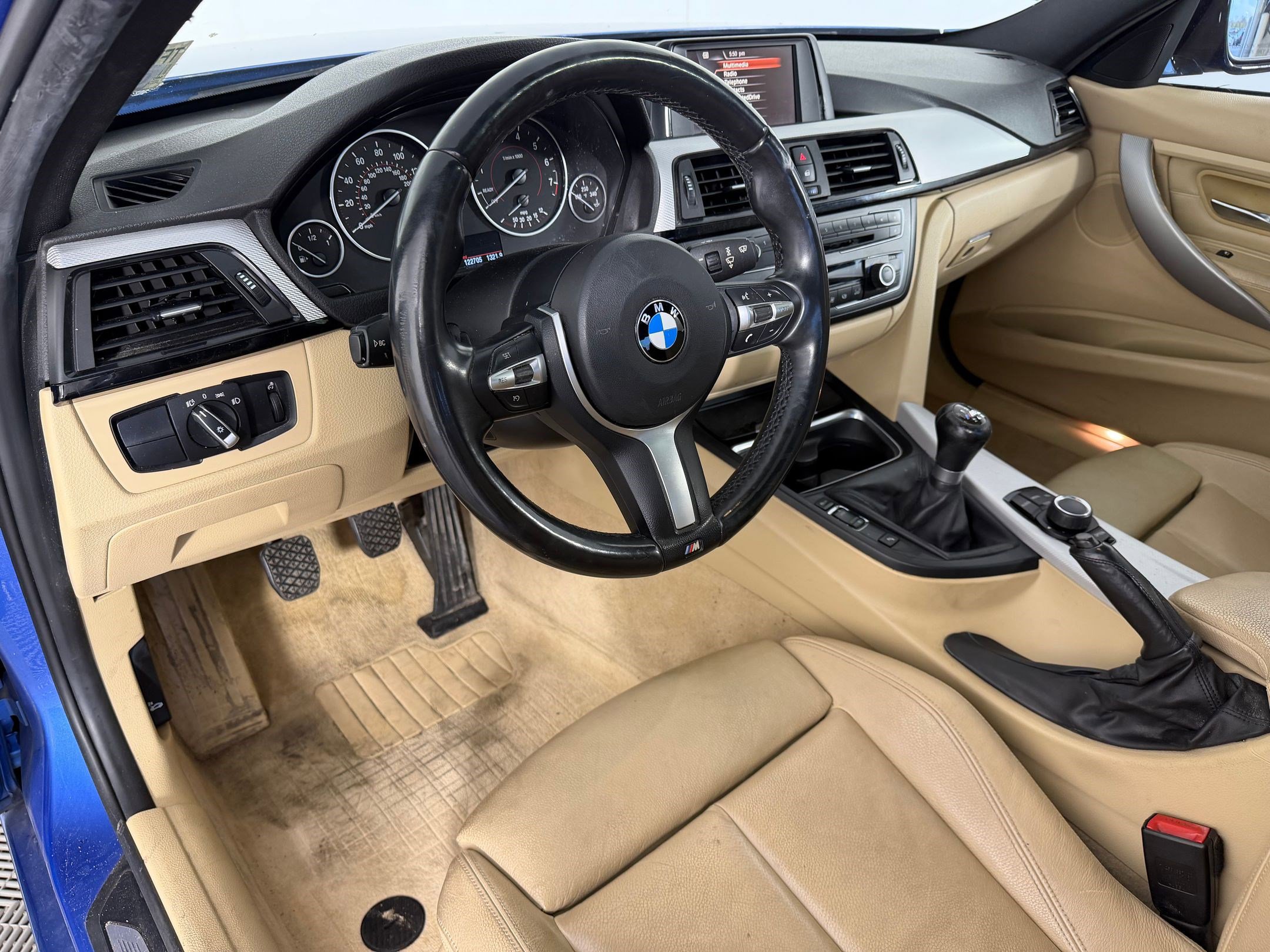 Used 2015 BMW 328i Sedan image 4
