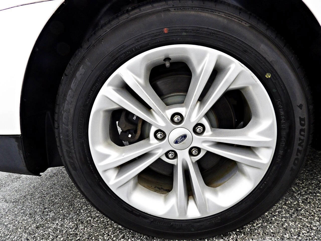 Used 2016 Ford Taurus SEL w/ Equipment Group 201A image 21