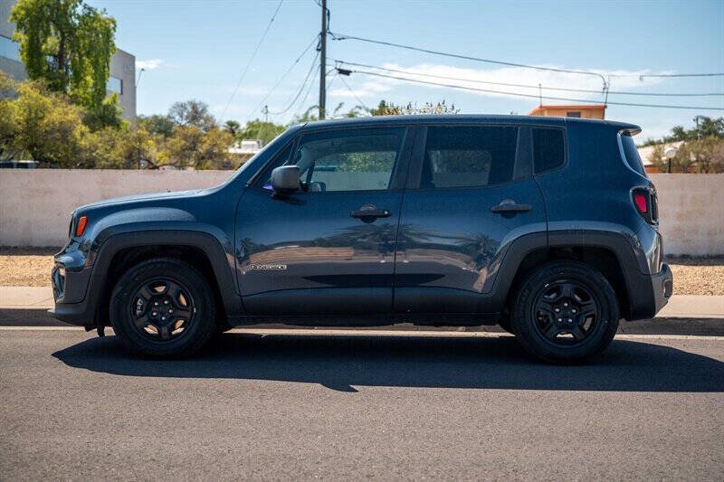 Used 2021 Jeep Renegade Sport FWD image 2