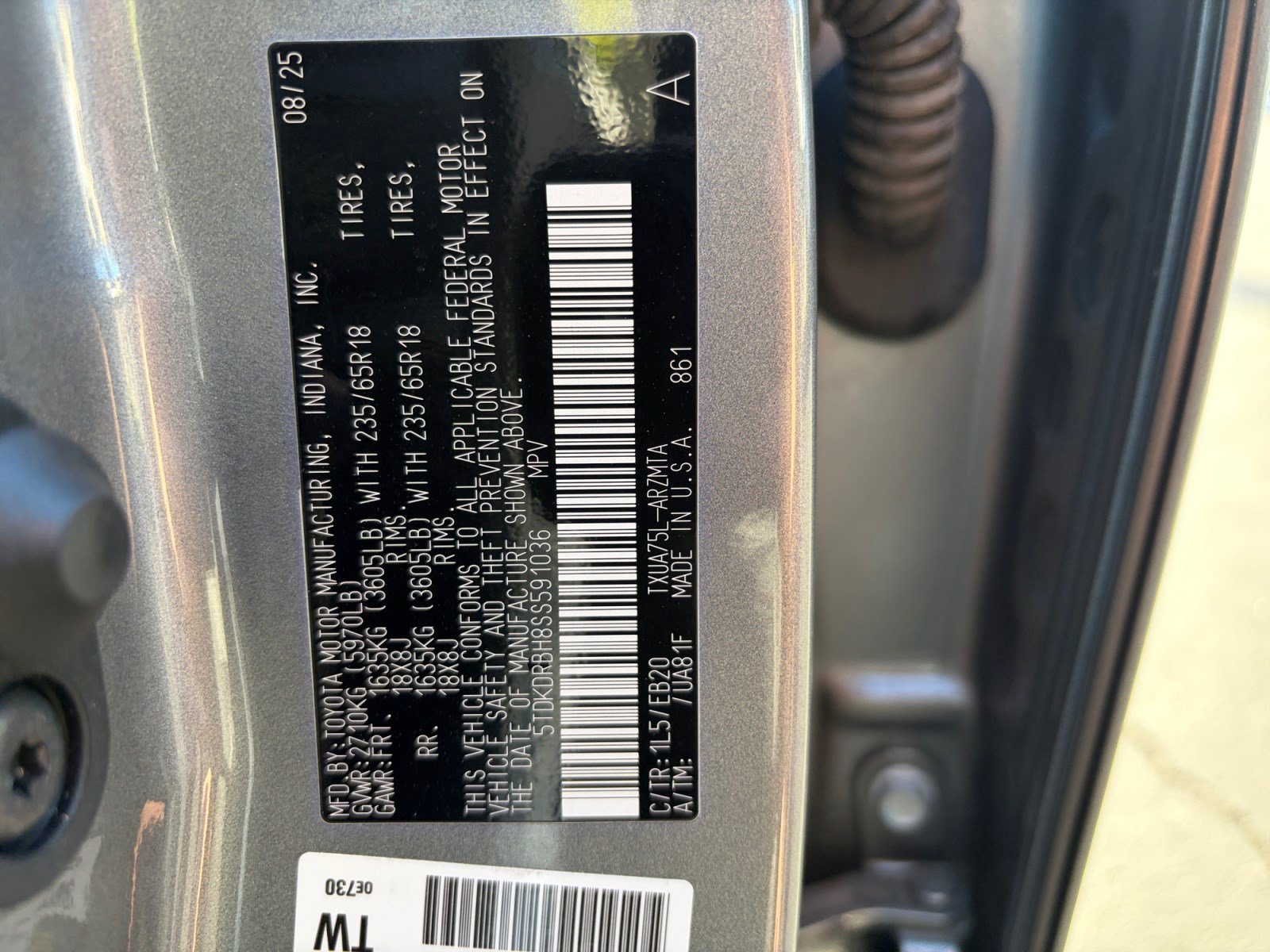 Used 2025 Toyota Highlander XLE AWD/4WD image 31
