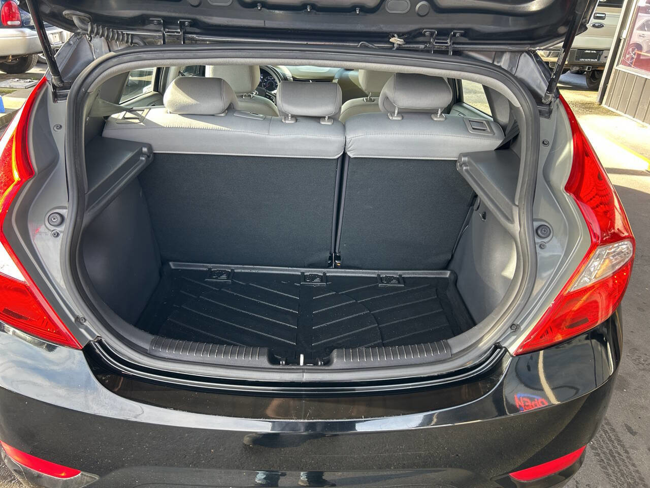 Used 2015 Hyundai Accent GS image 10