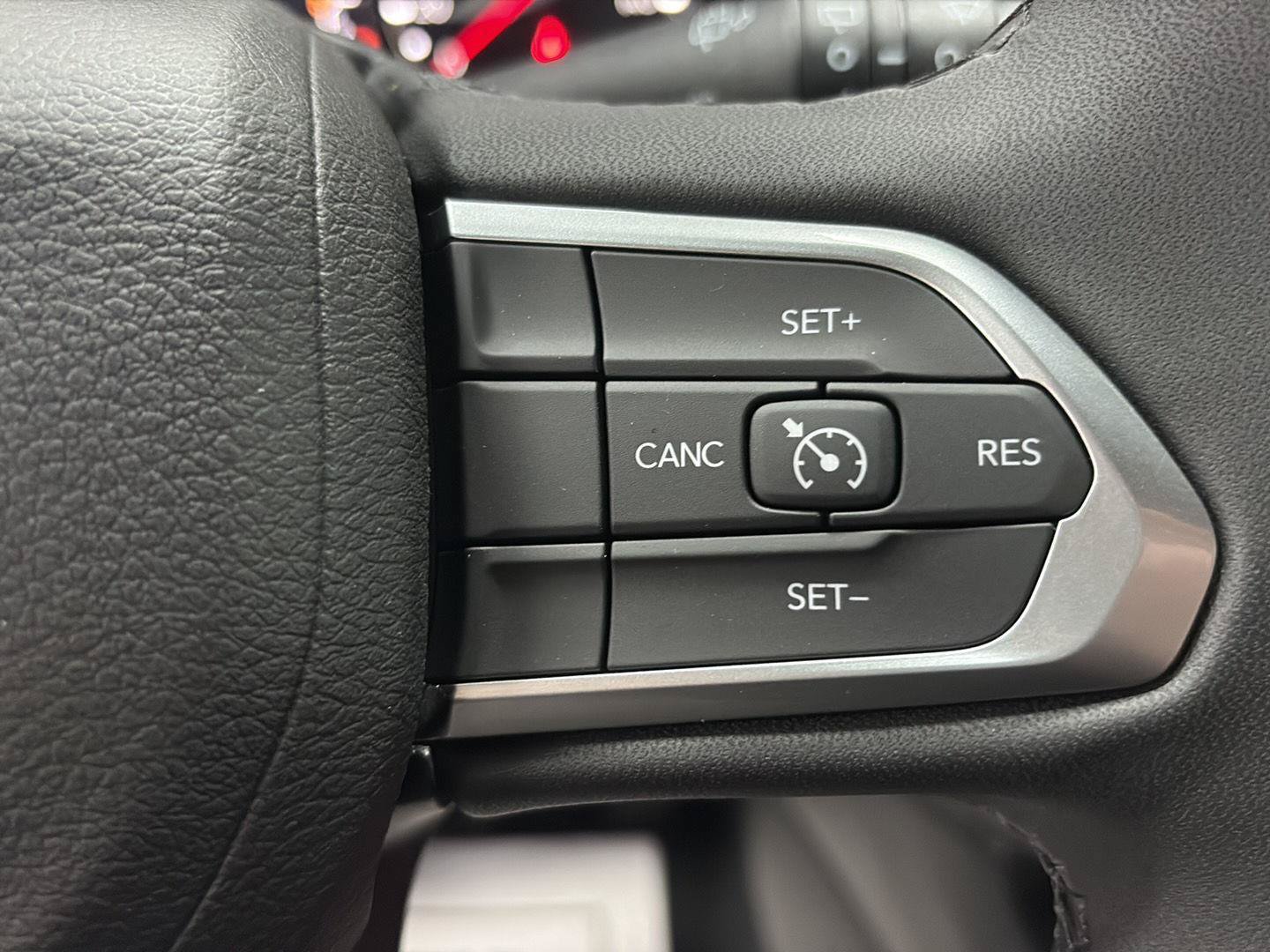New 2026 Jeep Compass Latitude AWD/4WD image 10