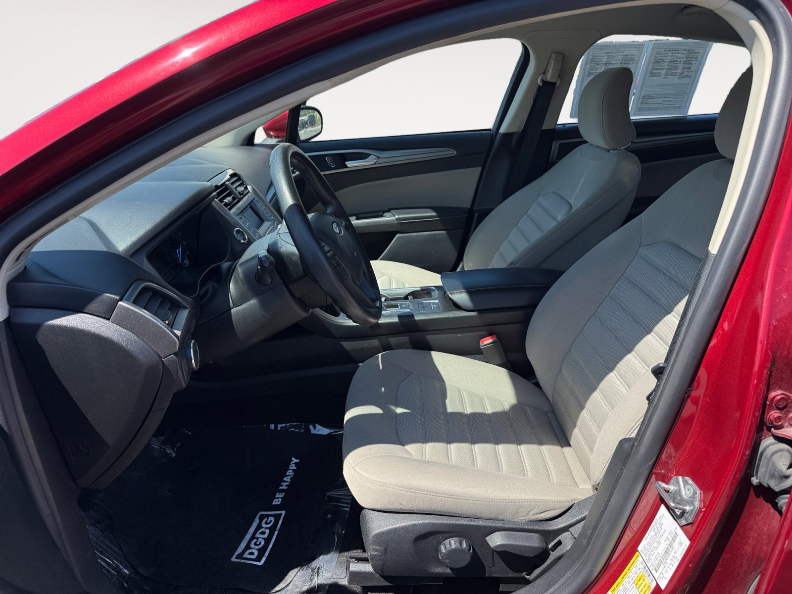 Used 2019 Ford Fusion S image 10