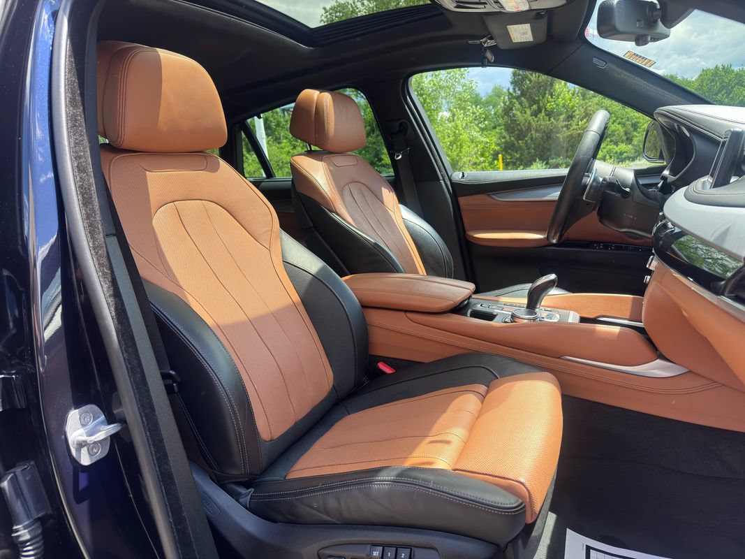 Used 2019 BMW X6 xDrive50i w/ M Sport Package AWD/4WD image 35