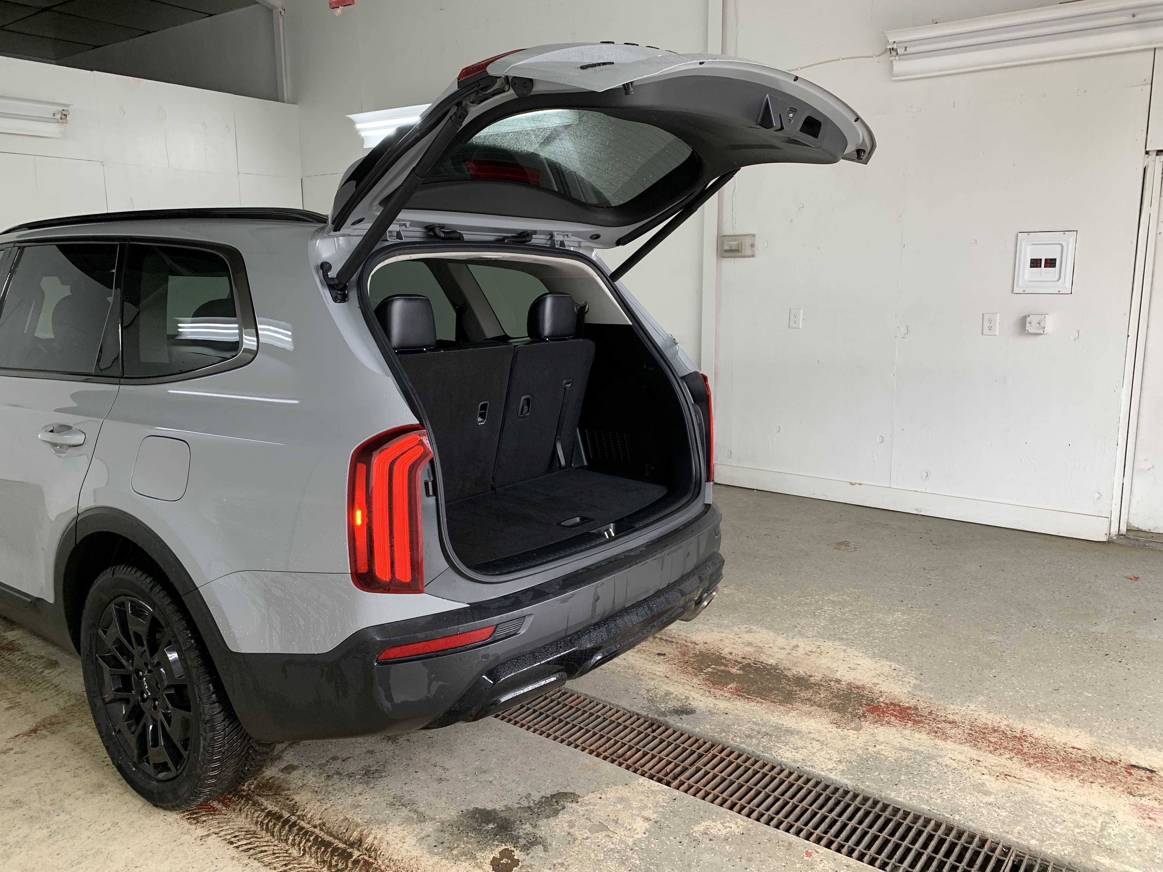 Used 2022 Kia Telluride EX w/ EX Premium Package image 45