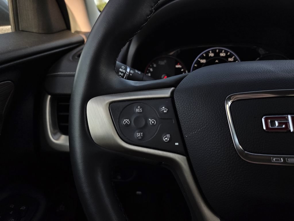 Used 2024 GMC Terrain Denali w/ Denali Premium Package AWD/4WD image 22