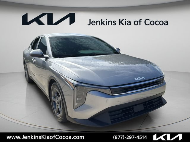 Certified 2025 Kia K4 FWD image 2