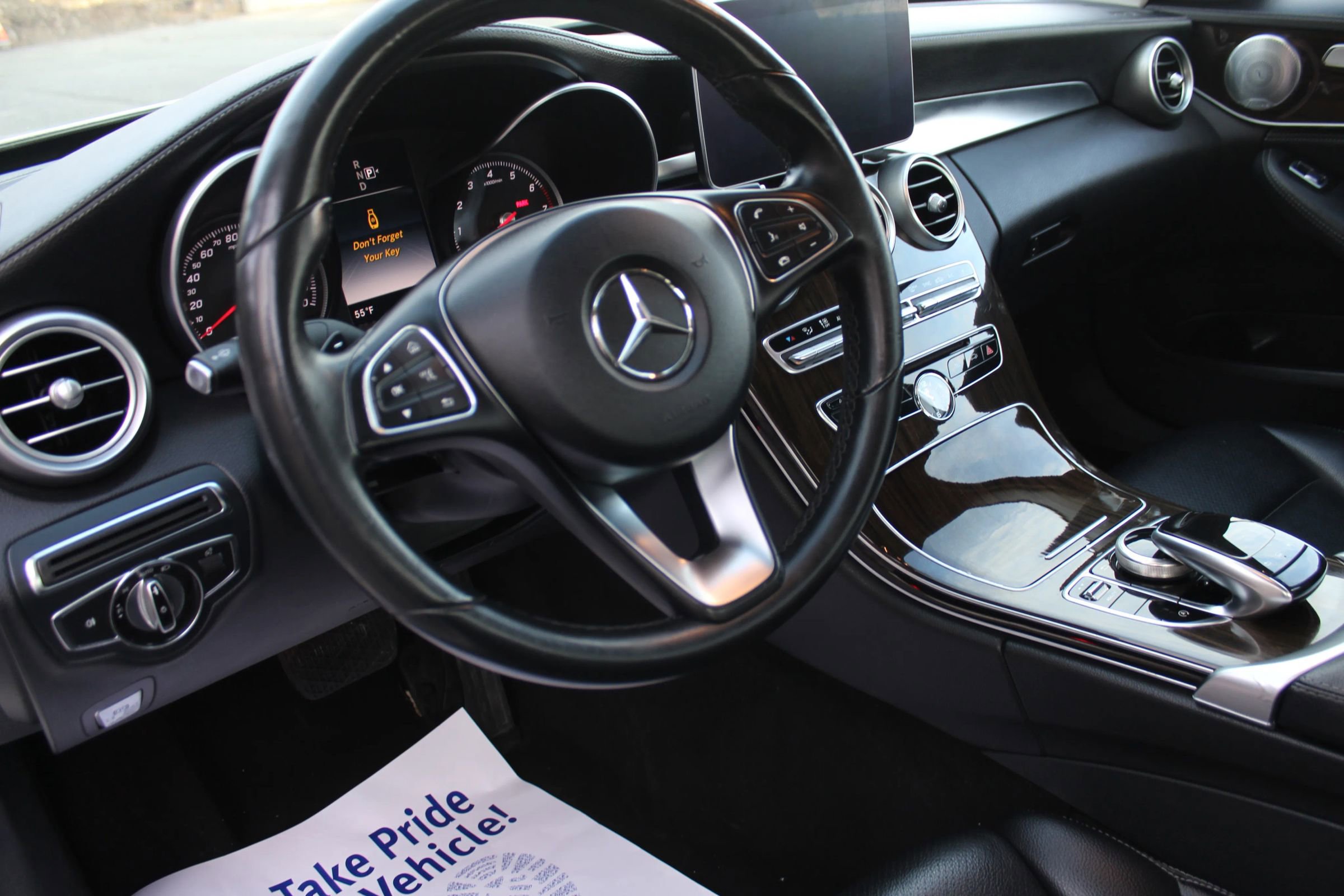 Used 2015 Mercedes-Benz C 300 4MATIC Sedan image 11