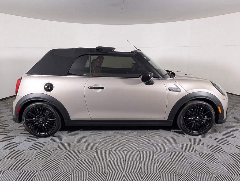 Used 2024 MINI Cooper S FWD image 9