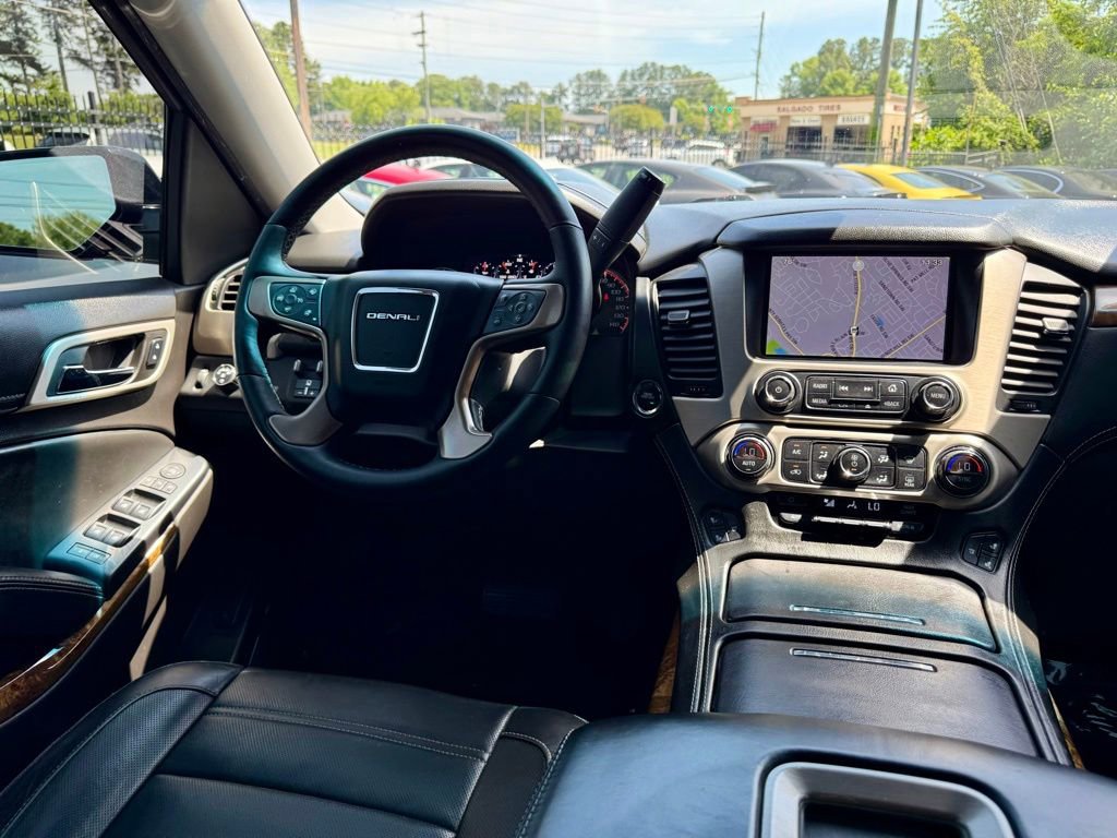 Used 2015 GMC Yukon Denali RWD image 22