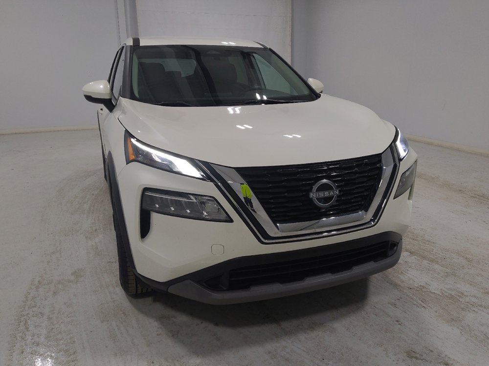 Used 2023 Nissan Rogue SV image 14