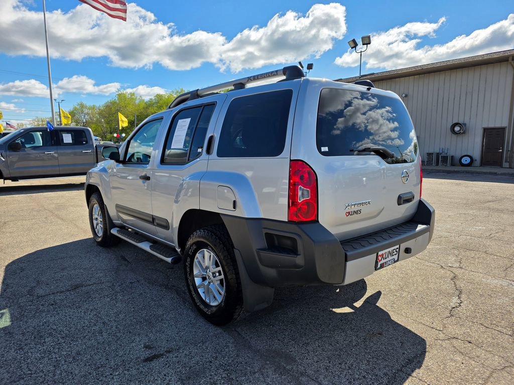 Used 2015 Nissan Xterra S AWD/4WD image 5