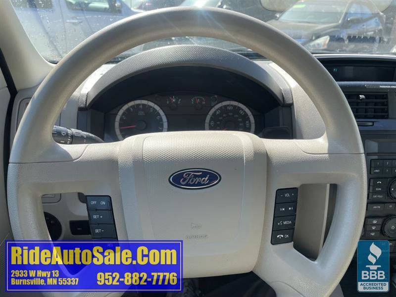 Used 2011 Ford Escape XLS w/ 102A Rapid Spec Order Code AWD/4WD image 18