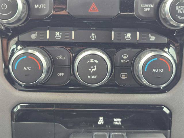 Used 2024 RAM 1500 Laramie RWD image 29