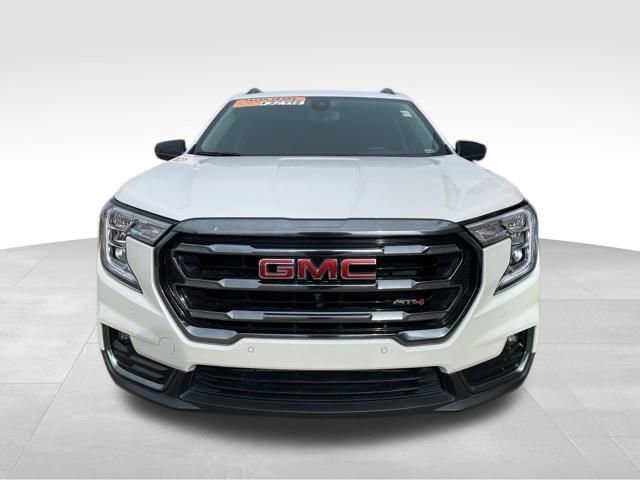 Used 2024 GMC Terrain AT4 w/ Infotainment Package II image 25