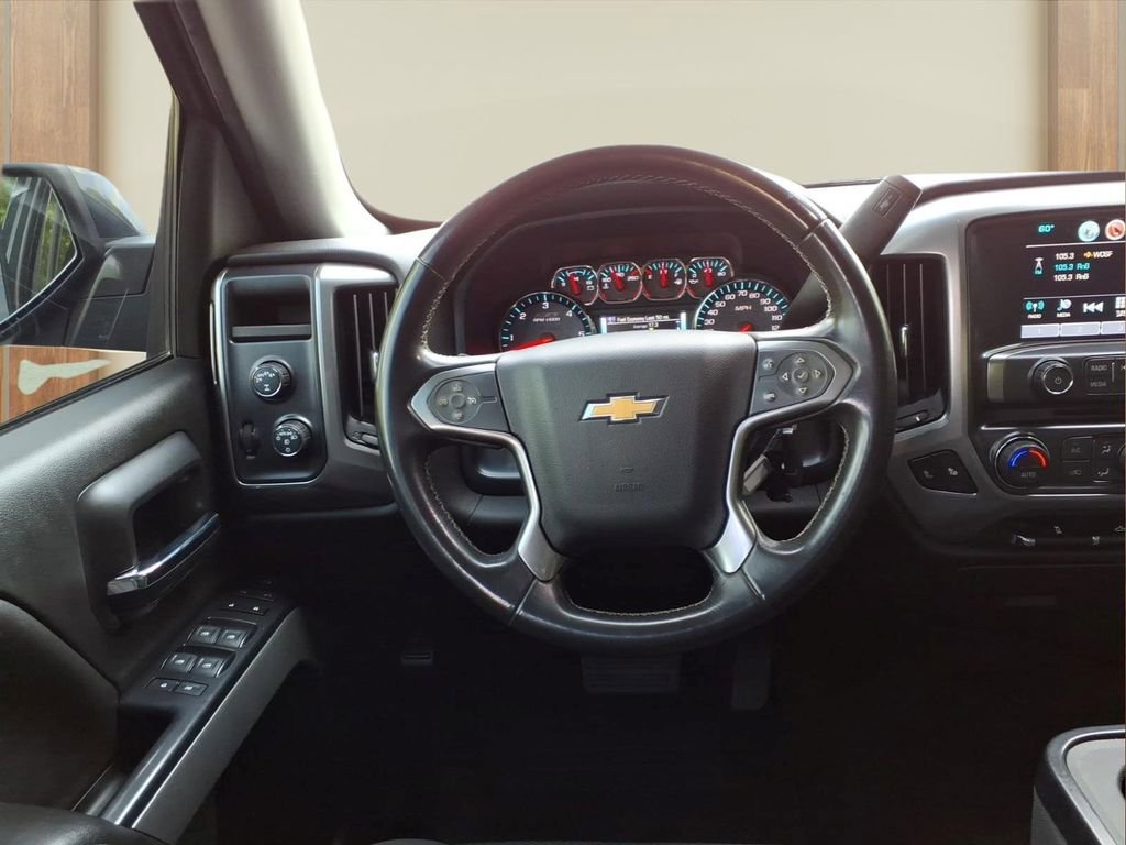 Used 2018 Chevrolet Silverado 1500 LT w/ All Star Edition AWD/4WD image 22