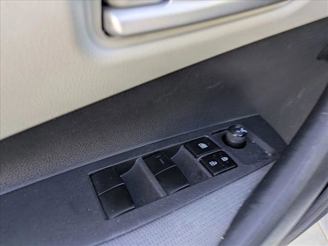 Used 2020 Toyota Corolla LE image 12