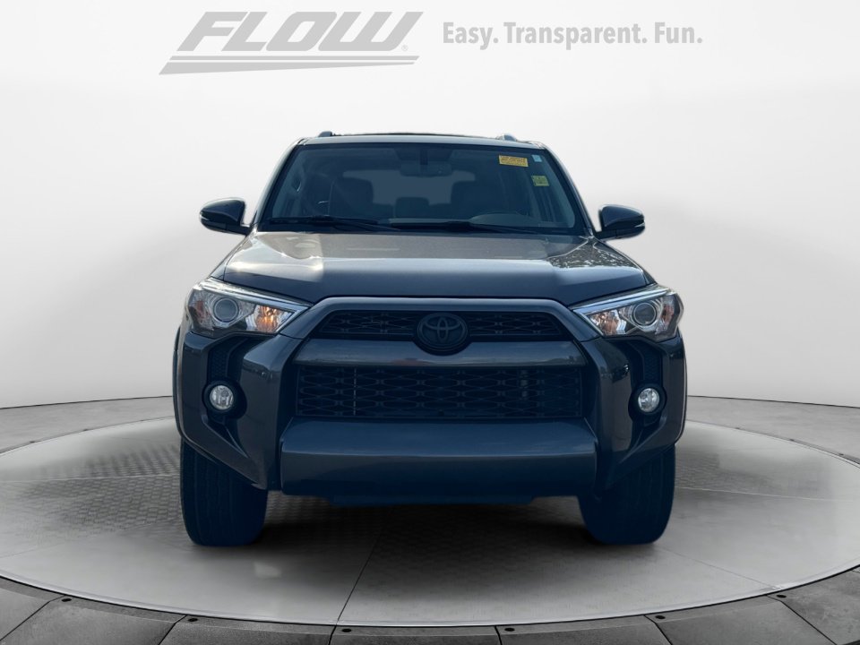 Used 2016 Toyota 4Runner SR5 Premium RWD image 2