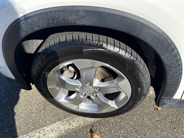 Used 2018 Honda HR-V LX image 11