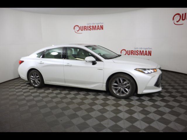 Used 2020 Toyota Avalon XLE w/ Moonroof Package FWD image 33