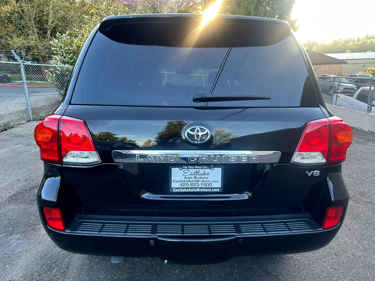 Used 2013 Toyota Land Cruiser image 5