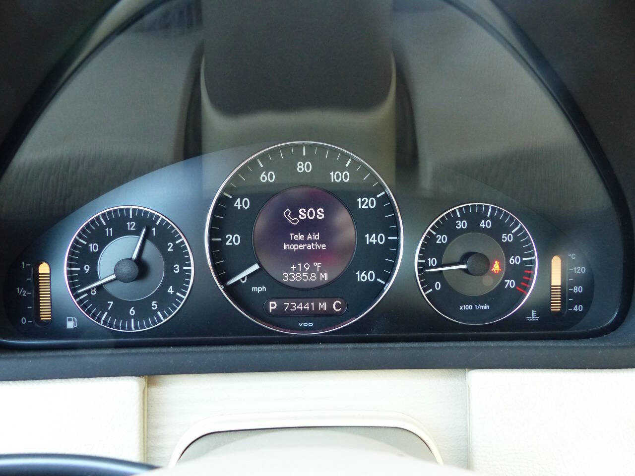 Used 2009 Mercedes-Benz CLK 350 Coupe image 28