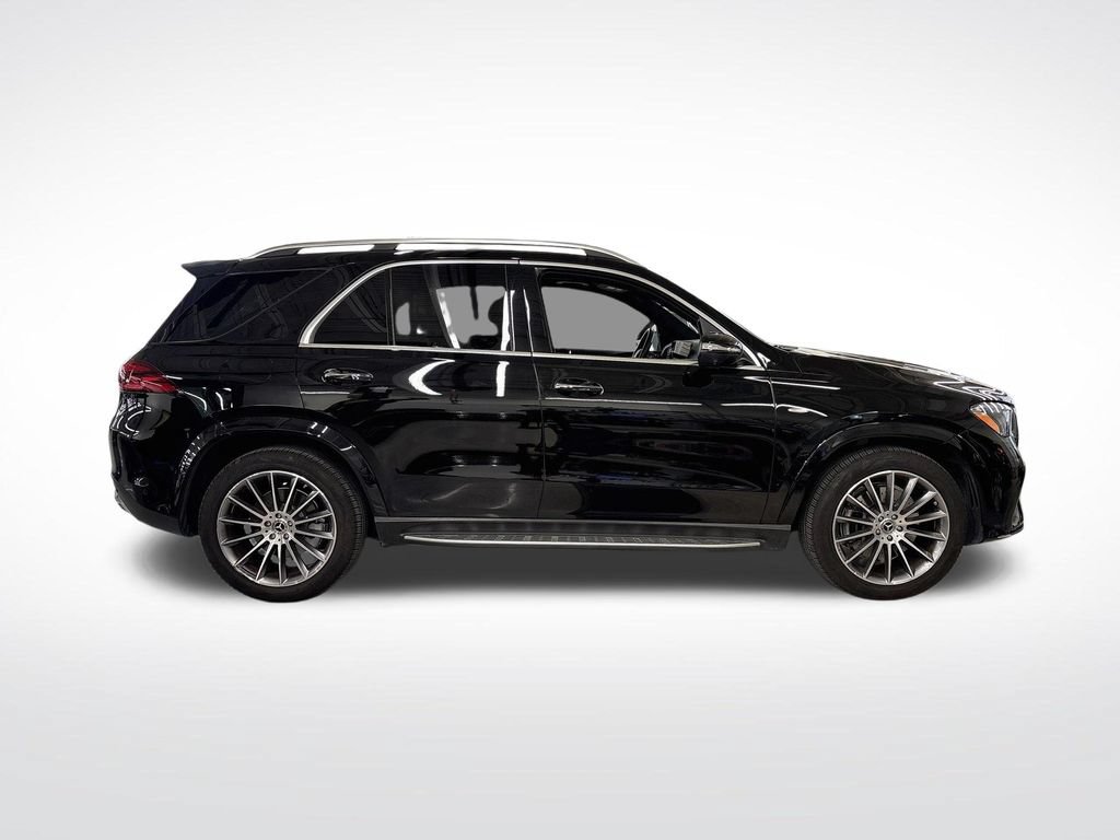 Used 2025 Mercedes-Benz GLE 450e 4MATIC image 6