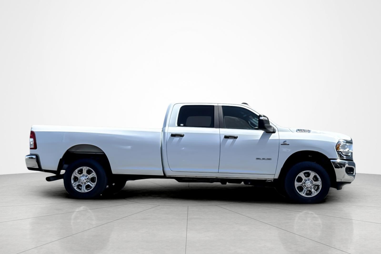 Used 2023 RAM 2500 Big Horn w/ Level 1 Equipment Group AWD/4WD image 6