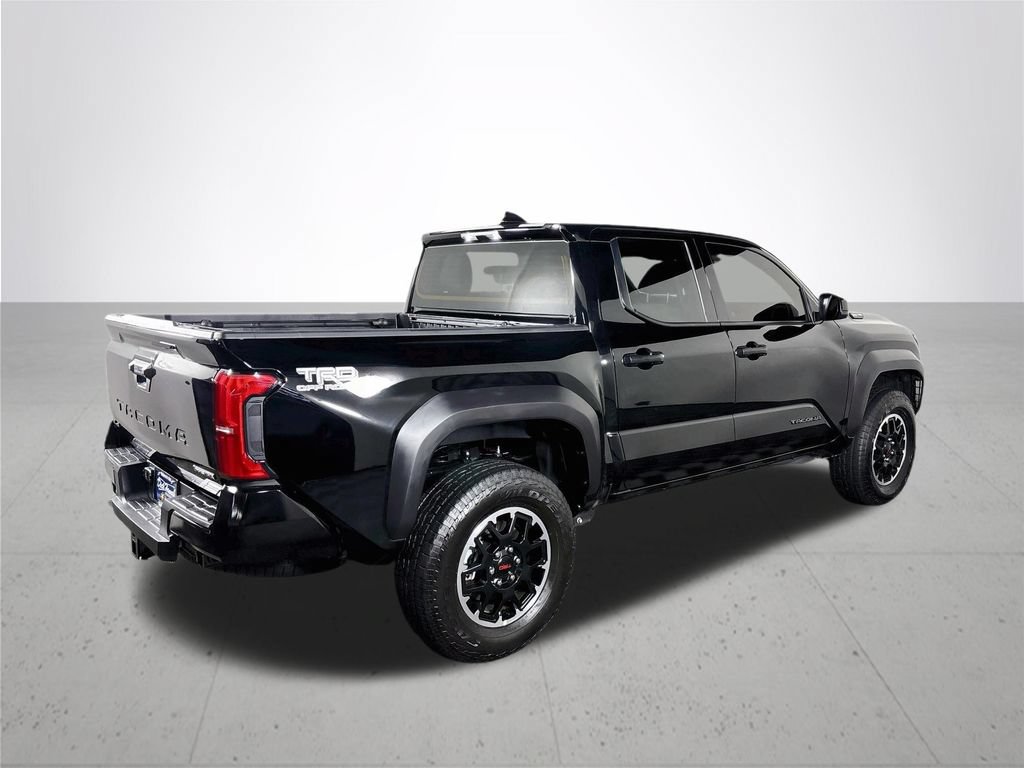Used 2025 Toyota Tacoma TRD Off-Road AWD/4WD image 6