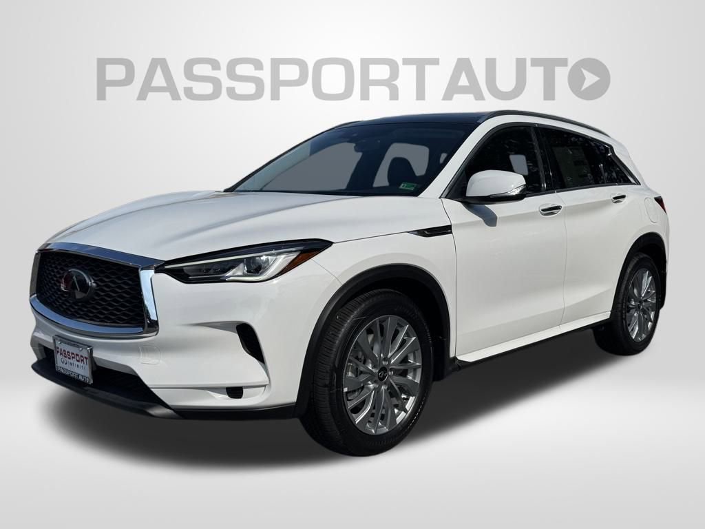 New 2025 INFINITI QX50 Luxe