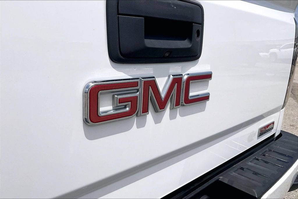 Used 2017 GMC Sierra 1500 SLT w/ All Terrain X Package AWD/4WD image 27