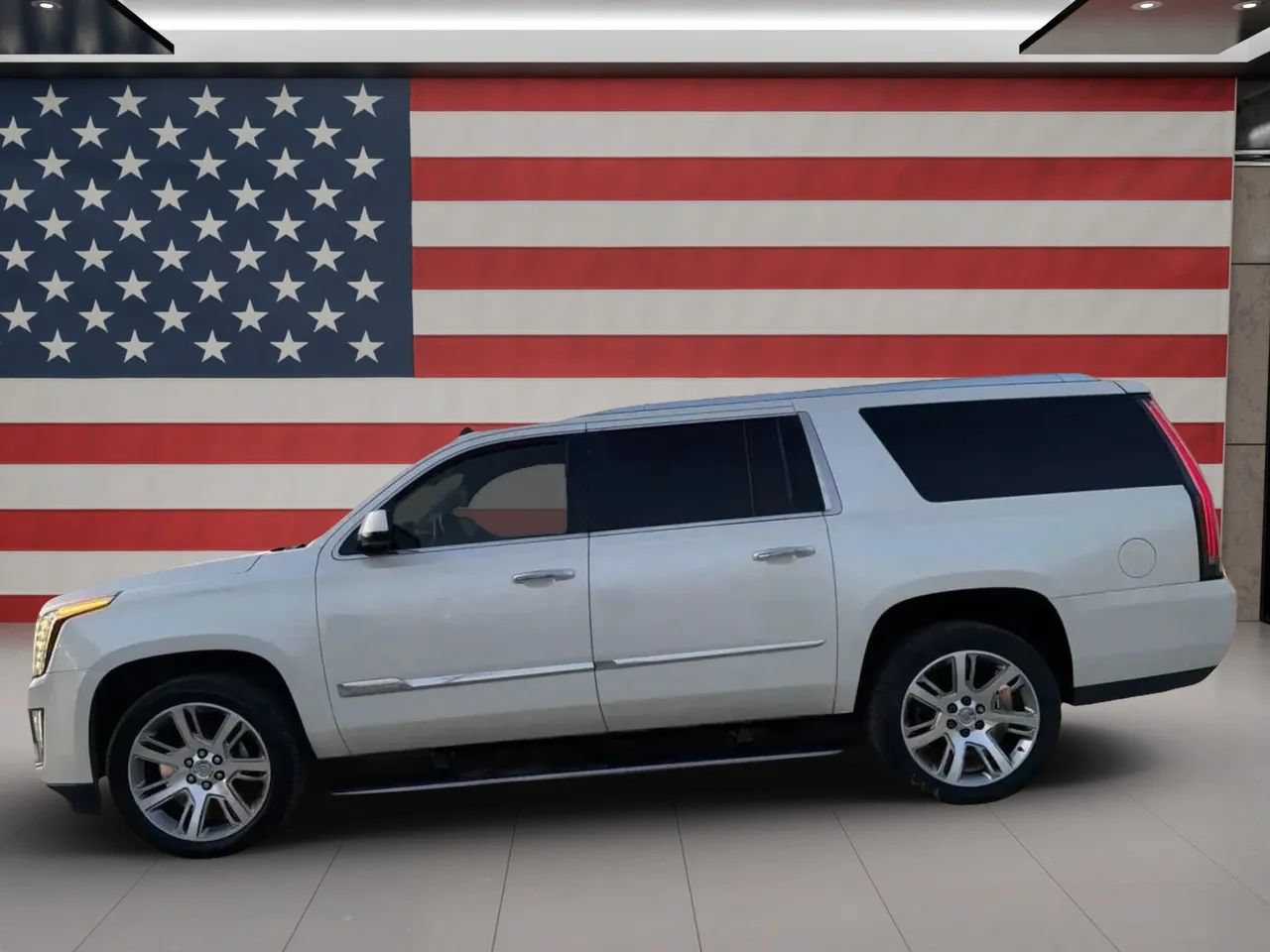 Used 2015 Cadillac Escalade ESV Premium AWD/4WD image 10