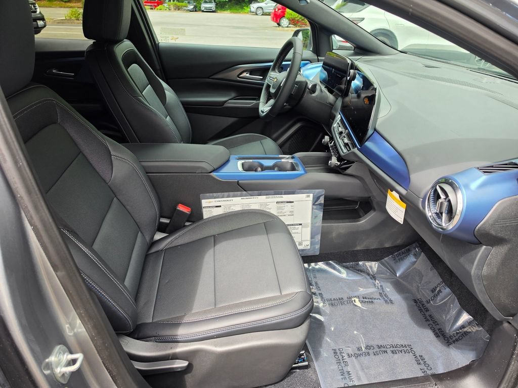New 2026 Chevrolet Equinox EV LT AWD/4WD image 11