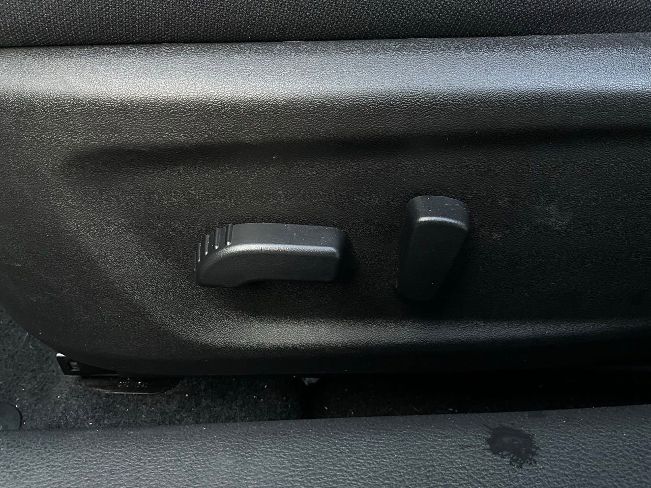 Used 2025 Nissan Altima 2.5 SV image 11