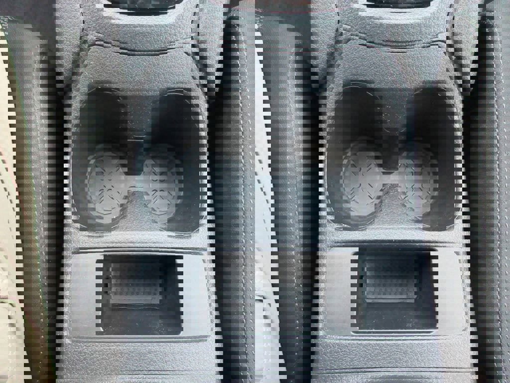 Used 2017 Nissan Rogue Sport SV AWD/4WD image 29