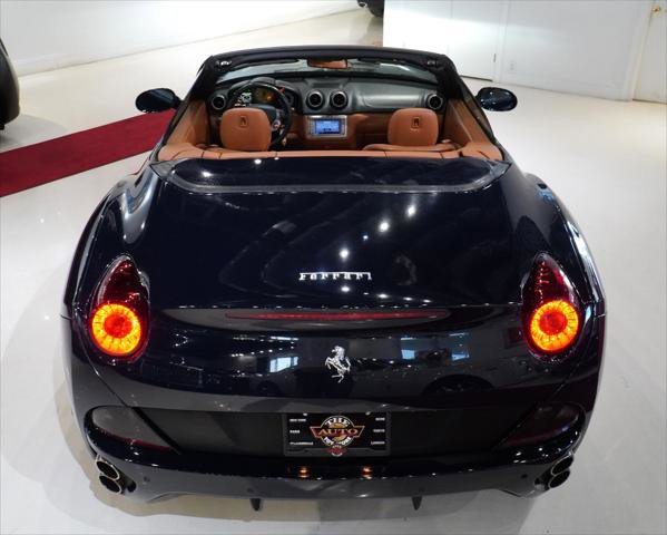 Used 2012 Ferrari California image 13
