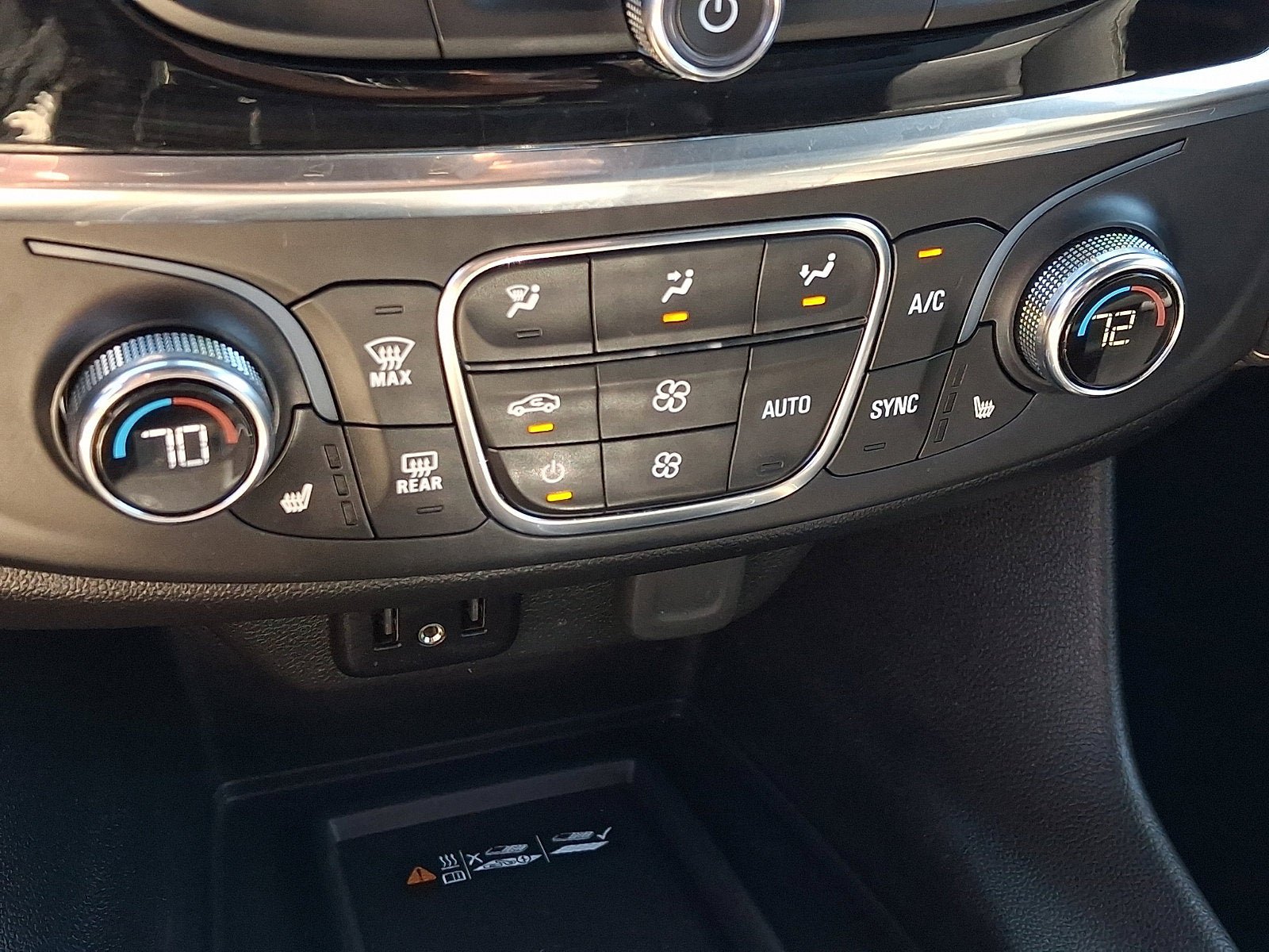Used 2023 Chevrolet Traverse LT AWD/4WD image 18